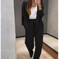 Tweedelige gebreide jas en broek voor dames met knopen