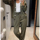 Tweedelige gebreide jas en broek voor dames met knopen