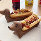 Decoratief teckelbakje voor hotdogs