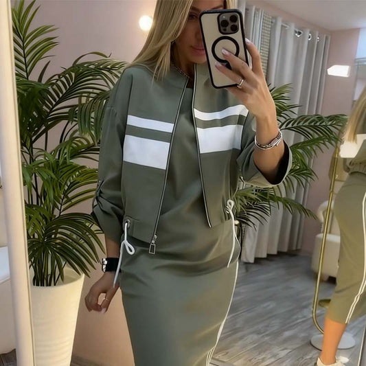 💥 Exclusief & Stijlvol – Beperkte Voorraad! Damesjas met Opstaande Kraag + Jurkenset ✨👗