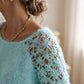 🌸 Open Schouder Trui met Kant – Elegantie Met Een Hint