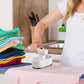 👕 Draagbaar mini strijkijzer – Handig voor snelle kledingverzorging thuis en onderweg ✨
