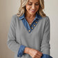 Damestop met Patchwork Denim Kraag – Imitatie 2-Delig Design | Nu 50% Korting