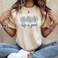 “Life is Good” 👌T-shirt Met Madeliefjesprint – Positieve Vibes Voor Elke Dag🌸